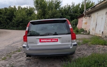 Volvo V70 III рестайлинг, 2002 год, 1 100 000 рублей, 4 фотография