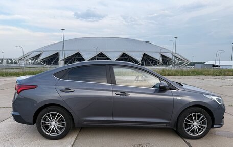 Hyundai Solaris II рестайлинг, 2021 год, 1 852 000 рублей, 11 фотография