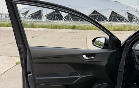 Hyundai Solaris II рестайлинг, 2021 год, 1 852 000 рублей, 22 фотография