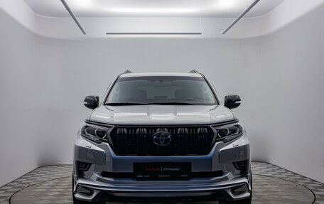Toyota Land Cruiser Prado 150 рестайлинг 2, 2021 год, 6 430 000 рублей, 2 фотография