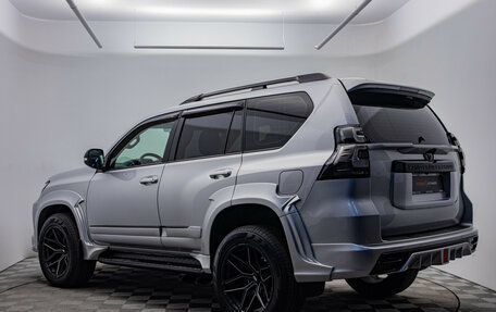 Toyota Land Cruiser Prado 150 рестайлинг 2, 2021 год, 6 430 000 рублей, 8 фотография