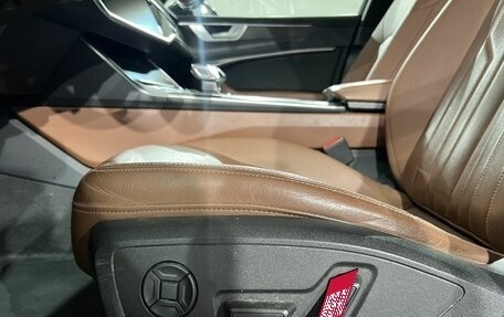Audi A6, 2019 год, 2 590 000 рублей, 15 фотография