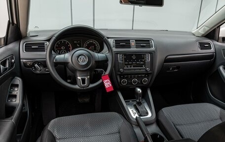 Volkswagen Jetta VI, 2013 год, 1 095 000 рублей, 6 фотография