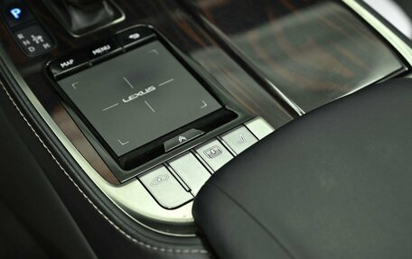 Lexus LS IV, 2018 год, 4 490 000 рублей, 16 фотография