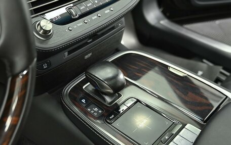 Lexus LS IV, 2018 год, 4 490 000 рублей, 15 фотография