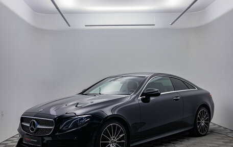 Mercedes-Benz E-Класс, 2018 год, 3 695 000 рублей, 1 фотография