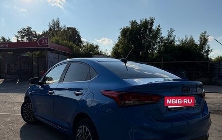 Hyundai Solaris II рестайлинг, 2017 год, 1 200 000 рублей, 12 фотография