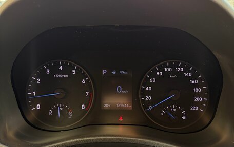 Hyundai Solaris II рестайлинг, 2017 год, 1 200 000 рублей, 24 фотография