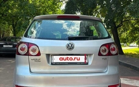 Volkswagen Golf Plus II, 2011 год, 677 777 рублей, 2 фотография
