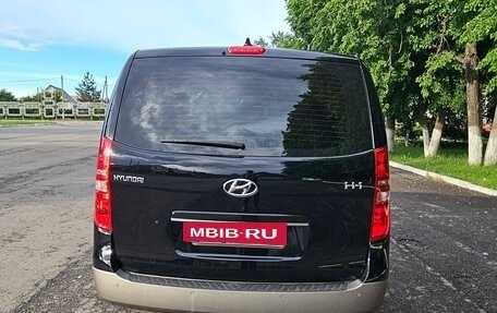 Hyundai H-1 II рестайлинг, 2018 год, 2 500 000 рублей, 4 фотография