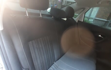 Volkswagen Polo VI (EU Market), 2016 год, 450 000 рублей, 9 фотография