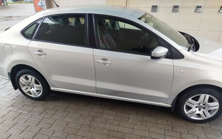 Volkswagen Polo VI (EU Market), 2011 год, 630 000 рублей, 4 фотография