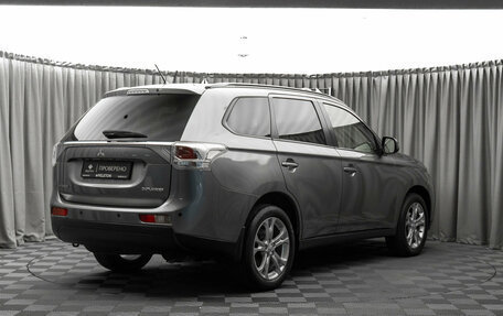 Mitsubishi Outlander III рестайлинг 3, 2012 год, 1 460 000 рублей, 5 фотография