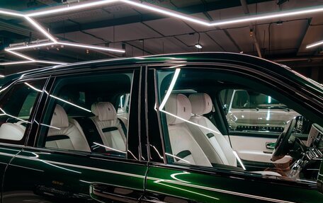 Rolls-Royce Cullinan, 2026 год, 75 000 000 рублей, 7 фотография