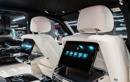 Rolls-Royce Cullinan, 2026 год, 75 000 000 рублей, 35 фотография