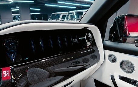 Rolls-Royce Cullinan, 2026 год, 75 000 000 рублей, 27 фотография