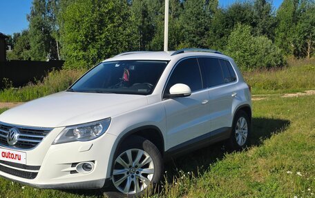 Volkswagen Tiguan I, 2010 год, 1 020 000 рублей, 2 фотография