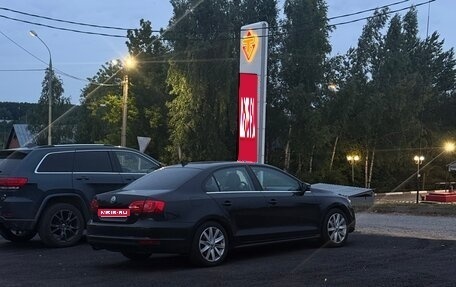 Volkswagen Jetta VI, 2012 год, 850 000 рублей, 1 фотография
