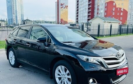 Toyota Venza I, 2012 год, 2 599 000 рублей, 12 фотография
