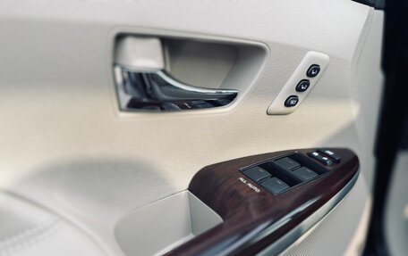 Toyota Venza I, 2012 год, 2 599 000 рублей, 21 фотография
