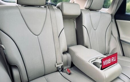Toyota Venza I, 2012 год, 2 599 000 рублей, 38 фотография