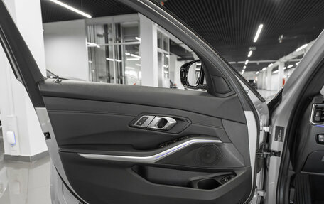 BMW 3 серия, 2020 год, 2 550 000 рублей, 22 фотография