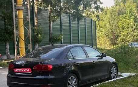 Volkswagen Jetta VI, 2012 год, 850 000 рублей, 11 фотография