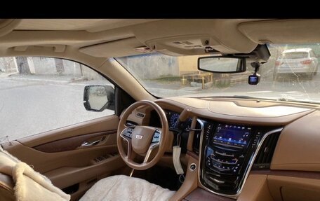 Cadillac Escalade IV, 2016 год, 5 500 000 рублей, 8 фотография