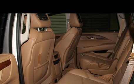 Cadillac Escalade IV, 2016 год, 5 500 000 рублей, 17 фотография