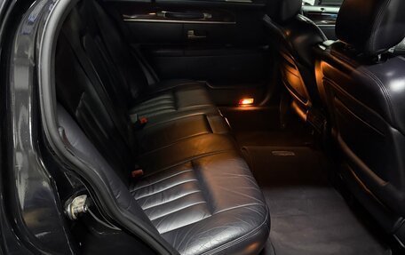 Lincoln Town Car III рестайлинг, 2003 год, 1 600 000 рублей, 13 фотография