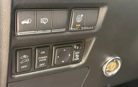 Nissan Patrol, 2010 год, 2 250 000 рублей, 20 фотография