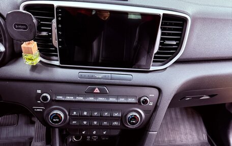 KIA Sportage IV рестайлинг, 2018 год, 2 200 000 рублей, 11 фотография
