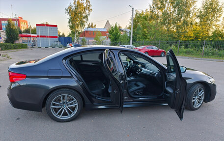 BMW 5 серия, 2019 год, 3 600 000 рублей, 17 фотография