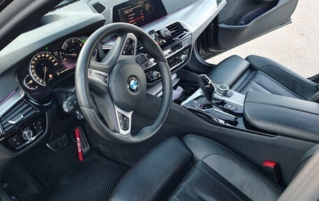 BMW 5 серия, 2019 год, 3 600 000 рублей, 21 фотография