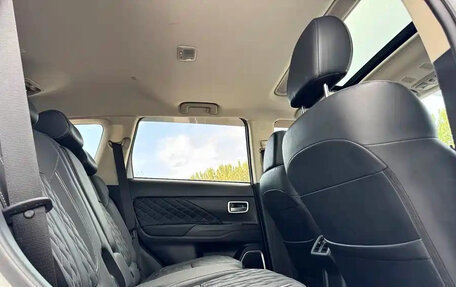 Mitsubishi Outlander III рестайлинг 3, 2021 год, 1 929 099 рублей, 16 фотография