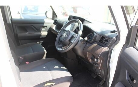 Toyota Roomy I, 2023 год, 729 099 рублей, 11 фотография