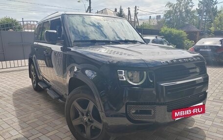 Land Rover Defender II, 2021 год, 7 300 000 рублей, 2 фотография