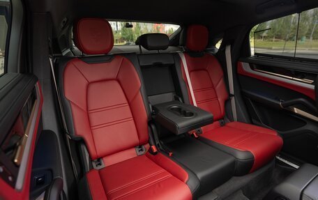 Porsche Cayenne III, 2024 год, 15 200 000 рублей, 11 фотография