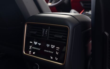 Porsche Cayenne III, 2024 год, 15 200 000 рублей, 9 фотография