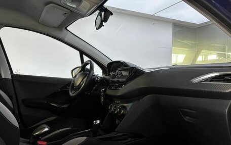 Peugeot 2008 II, 2014 год, 860 000 рублей, 11 фотография