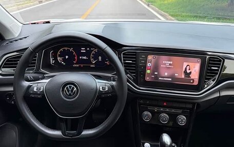 Volkswagen T-Roc I, 2022 год, 1 445 911 рублей, 19 фотография