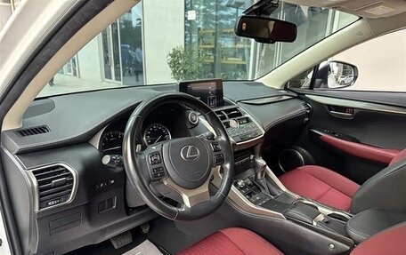 Lexus NX, 2021 год, 2 800 000 рублей, 11 фотография