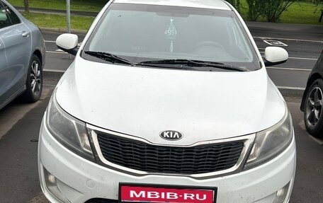 KIA Rio III рестайлинг, 2013 год, 700 000 рублей, 1 фотография