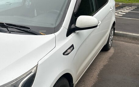 KIA Rio III рестайлинг, 2013 год, 700 000 рублей, 3 фотография