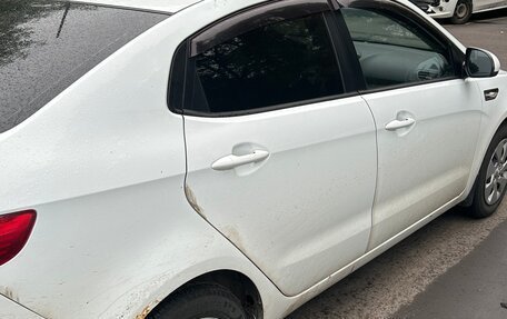 KIA Rio III рестайлинг, 2013 год, 700 000 рублей, 2 фотография