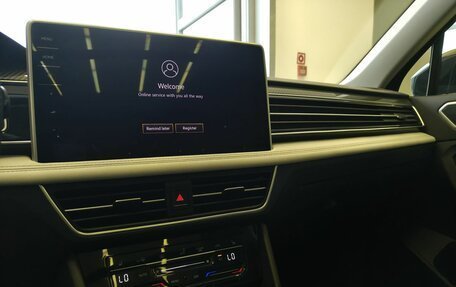 Volkswagen Tiguan II, 2023 год, 4 100 000 рублей, 11 фотография