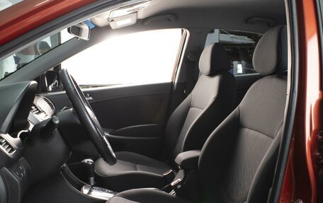 Hyundai Solaris II рестайлинг, 2011 год, 1 010 000 рублей, 7 фотография