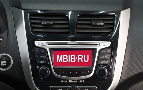Hyundai Solaris II рестайлинг, 2011 год, 1 010 000 рублей, 14 фотография