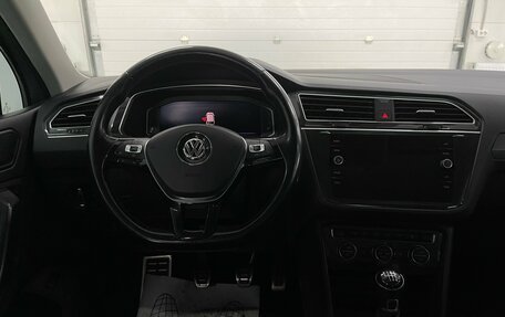 Volkswagen Tiguan II, 2019 год, 2 599 000 рублей, 9 фотография