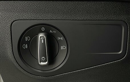 Volkswagen Tiguan II, 2019 год, 2 599 000 рублей, 14 фотография